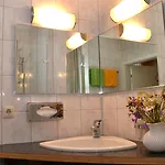 Отель Parkhotel Helene